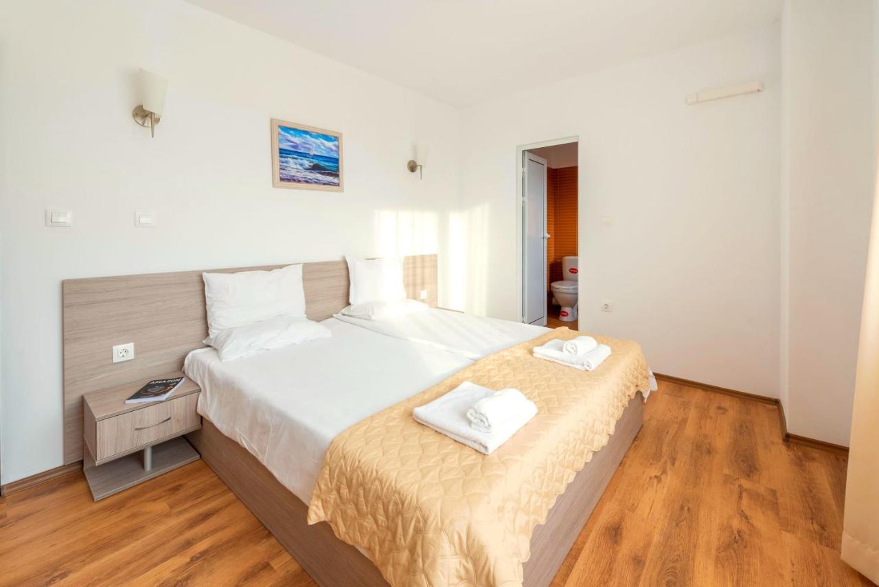 Boutique Wellness Hotel Ambrosia 체르노모레츠 외부 사진