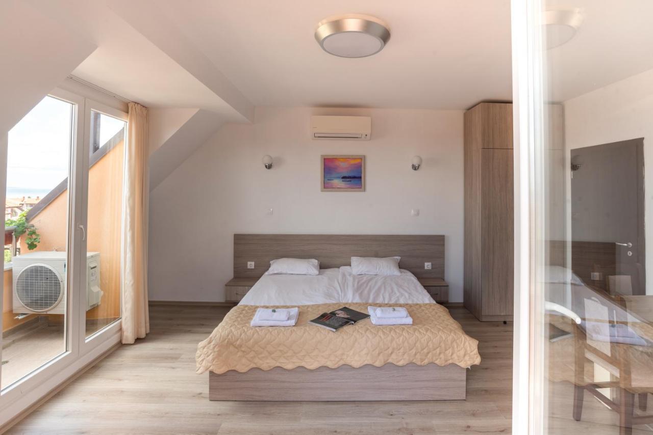 Boutique Wellness Hotel Ambrosia 체르노모레츠 외부 사진