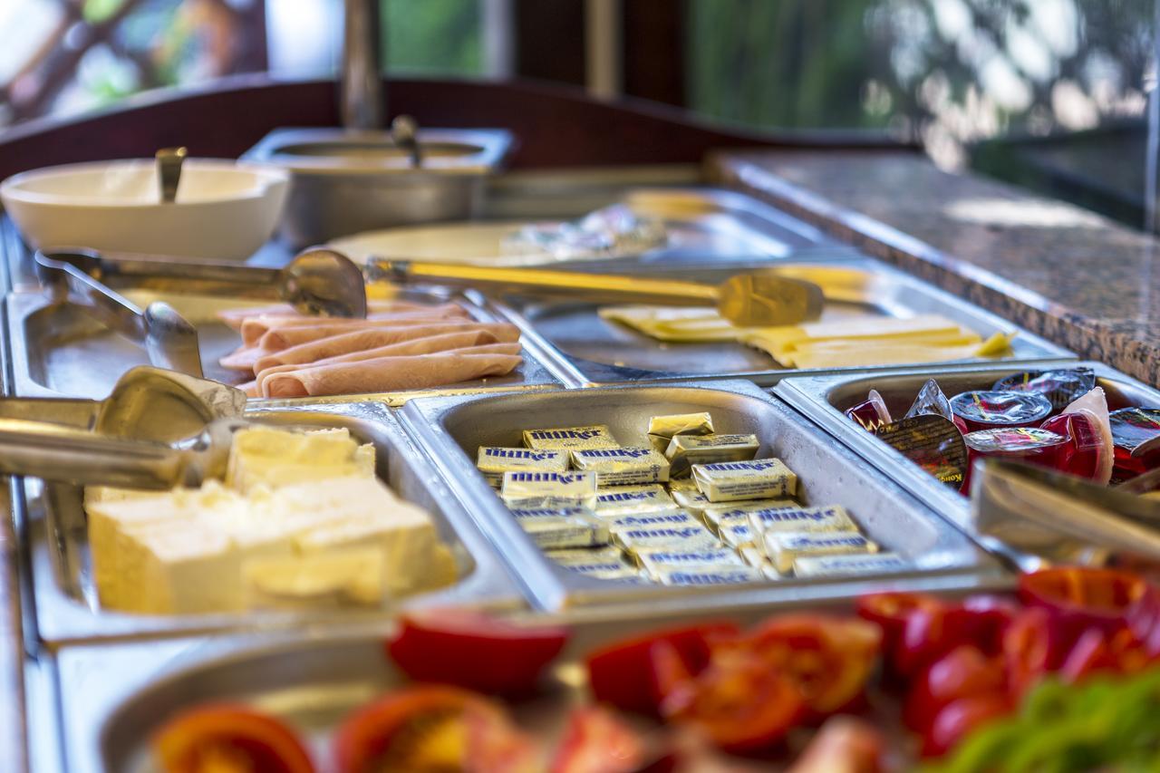 Boutique Wellness Hotel Ambrosia 체르노모레츠 외부 사진