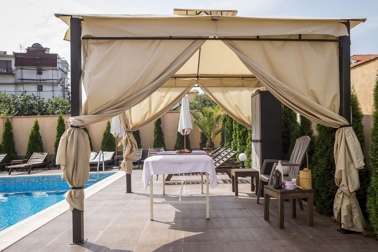 Boutique Wellness Hotel Ambrosia 체르노모레츠 외부 사진